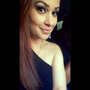 Meet your Posher, Paula